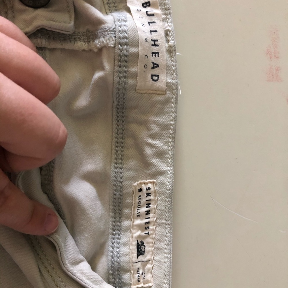 Jeans - Picture 2 of 3